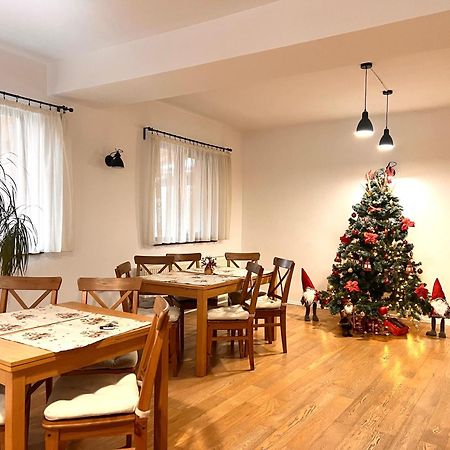 Villa Nova Бран Екстериор снимка