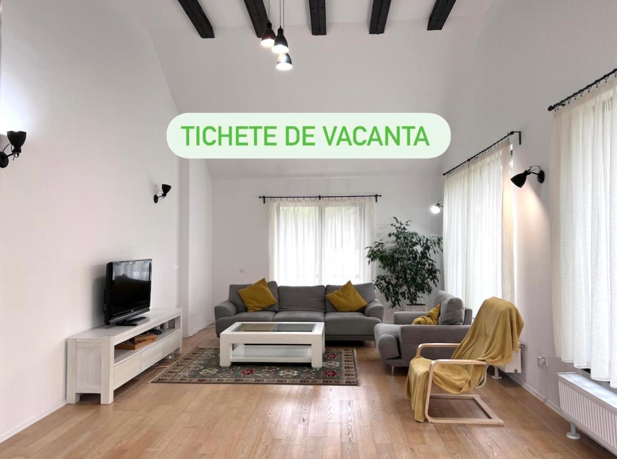 Villa Nova Бран Екстериор снимка