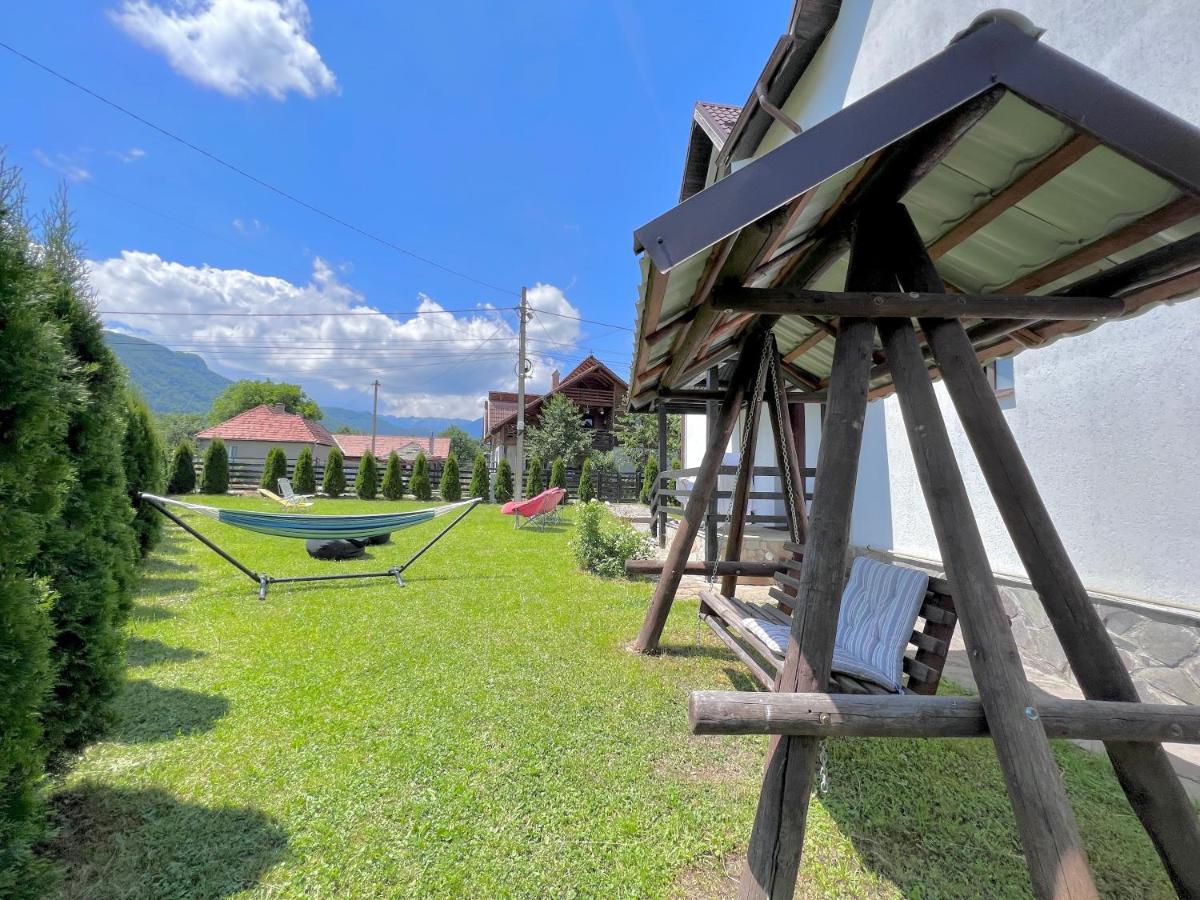 Villa Nova Бран Екстериор снимка