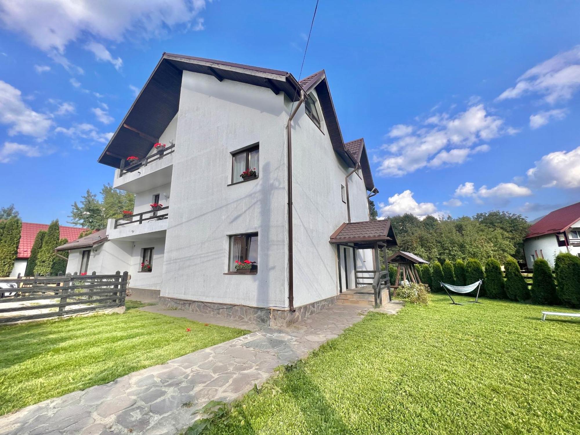 Villa Nova Бран Екстериор снимка