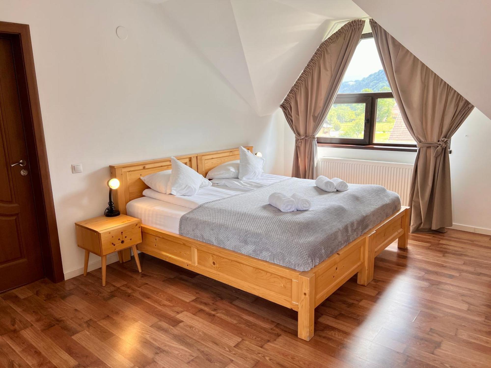Villa Nova Бран Екстериор снимка